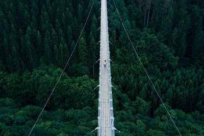 David-Joshua Altenbach - Hanging rope bridge - Auszeichnung in der Kategorie 